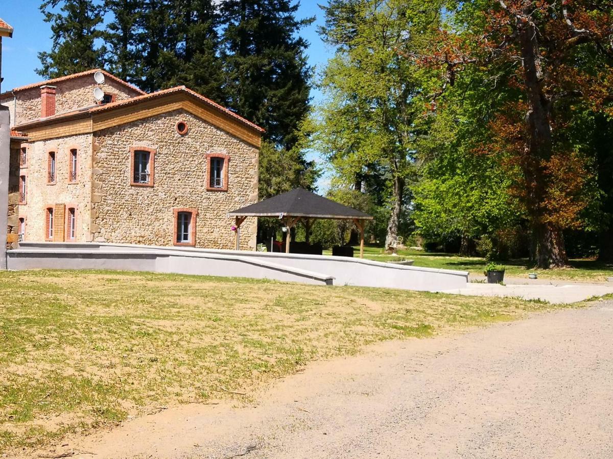 Les Chambres D'Hotes De La Frissonnette Auzelles Buitenkant foto